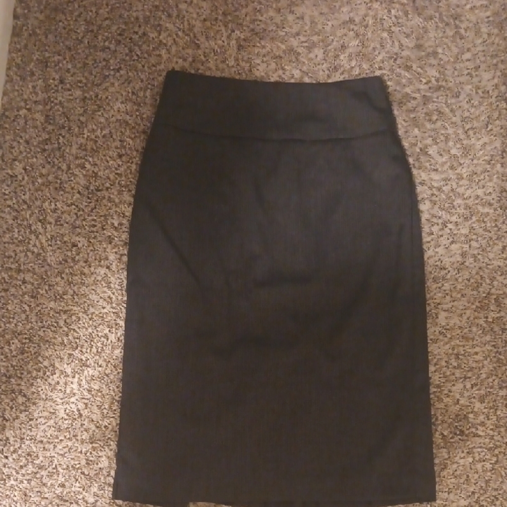 Elegant Women's Worthington Black Pencil Skirt W Fishtail Pleats (See Back) Sz 6